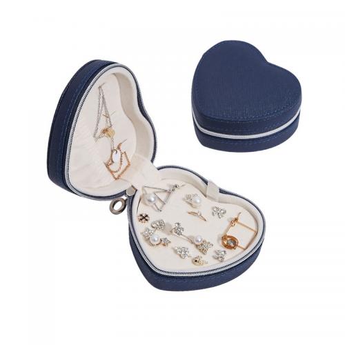 Heart-shaped jewelry case