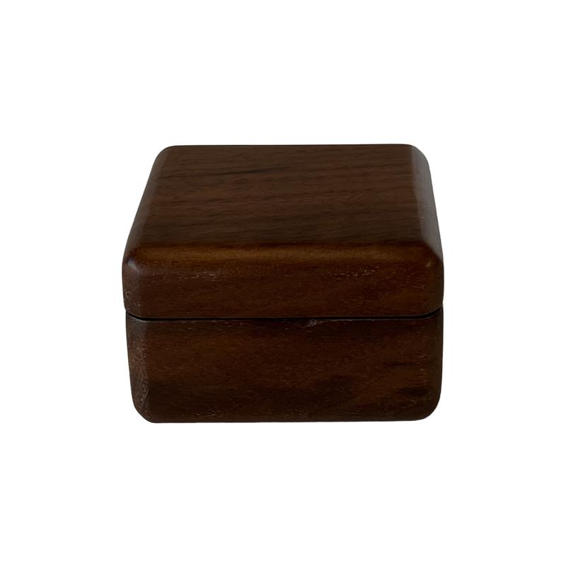 ring box wooden	